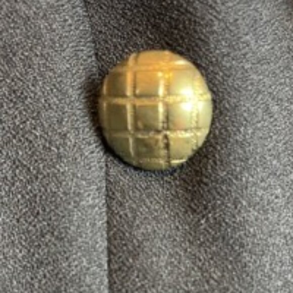 LEW MAGRAM VINTAGE DOUBLE BREASTED BLAZER W/ANTIQUE GOLD-TONED BUTTONS SIZE 10 - Picture 6 of 8